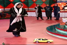 ماشین بازی پرستو صالحی در خندوانه/ عکس
