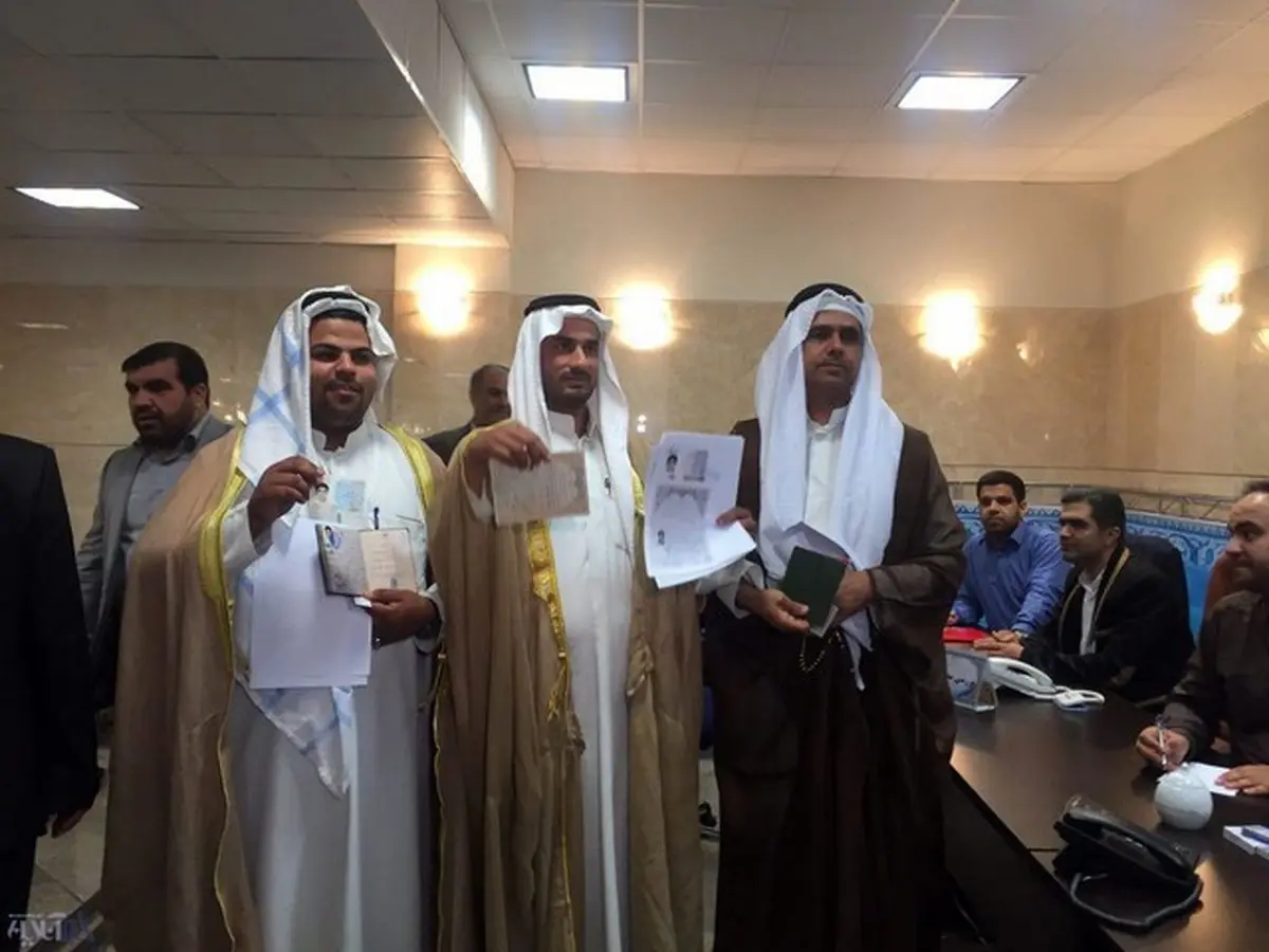 ثبت نام سه شهروند عرب اهوازی در انتخابات همزمان با احمدی‎نژاد و یارانش/عکس