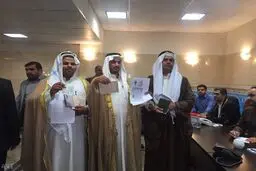 ثبت نام سه شهروند عرب اهوازی در انتخابات همزمان با احمدی‎نژاد و یارانش/عکس