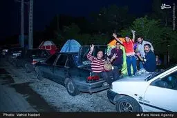 کری خوانی هواداران سرخابی در اطراف ورزشگاه آزادی/ تصاویر