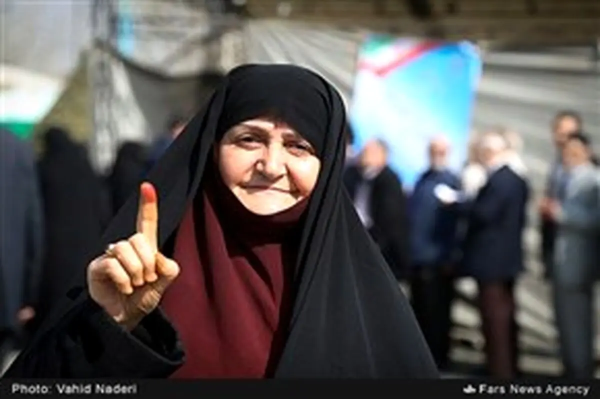 تصاویری از اخذ رای در حاشیه نماز جمعه تهران