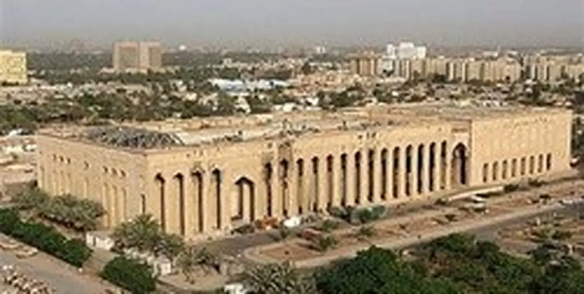 ناآرامی در مقابل سفارت آمریکا در بغداد / حمله معترضان به ساختمان سفارت + جزئیات