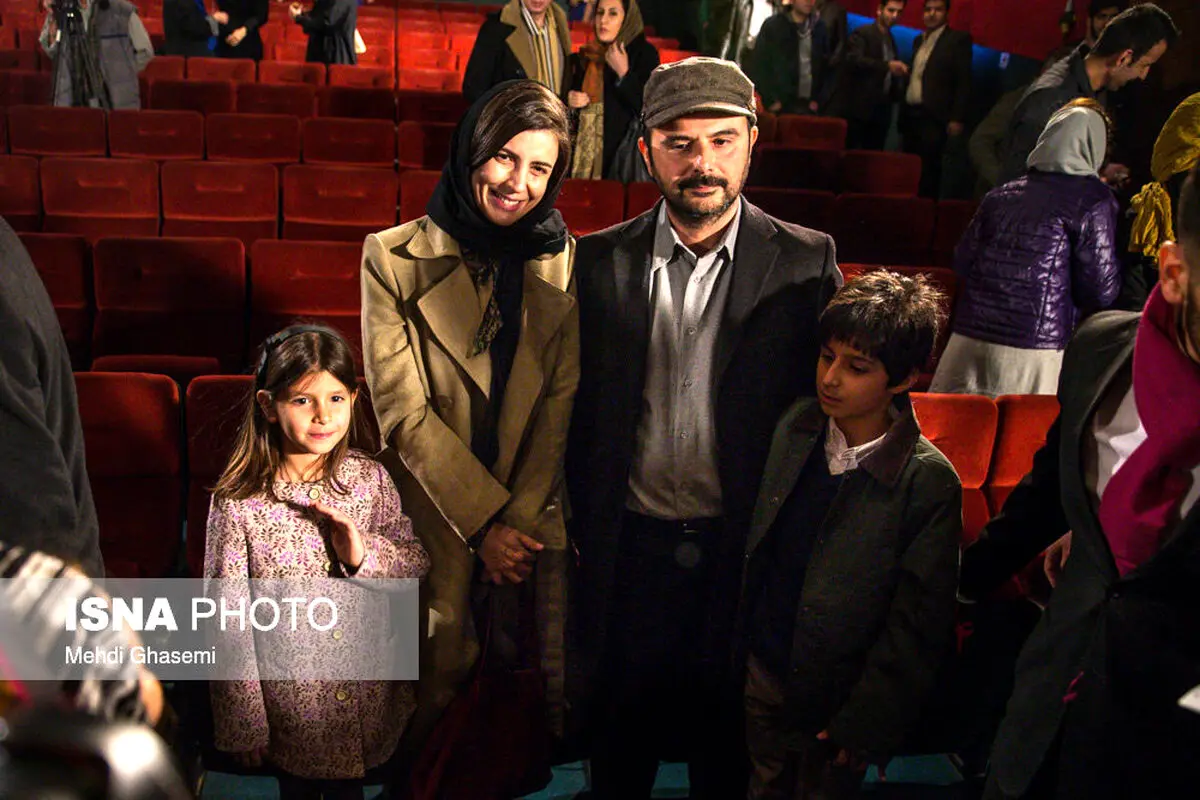 لیلا حاتمی و فرزندانش در مراسم رونمایی از پوستر جشنواره فیلم فجر/عکس