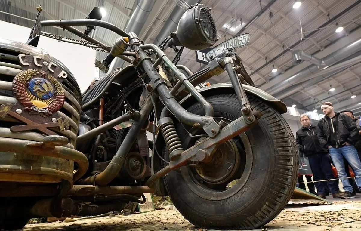 موتورسیکلت غول‌پیکر ۵ تنی با موتور تانک/تصاویر