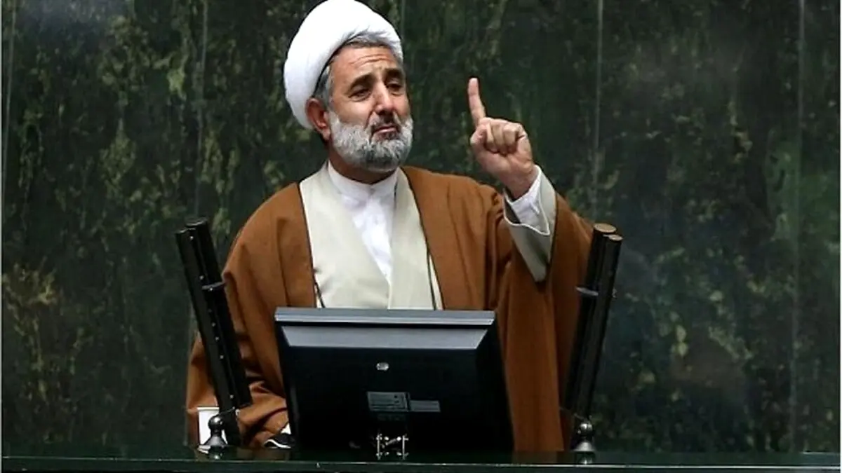 ذوالنور: روحانی مانند بنی صدر است