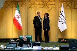 عکس: لابی پشت سر علی لایجانی