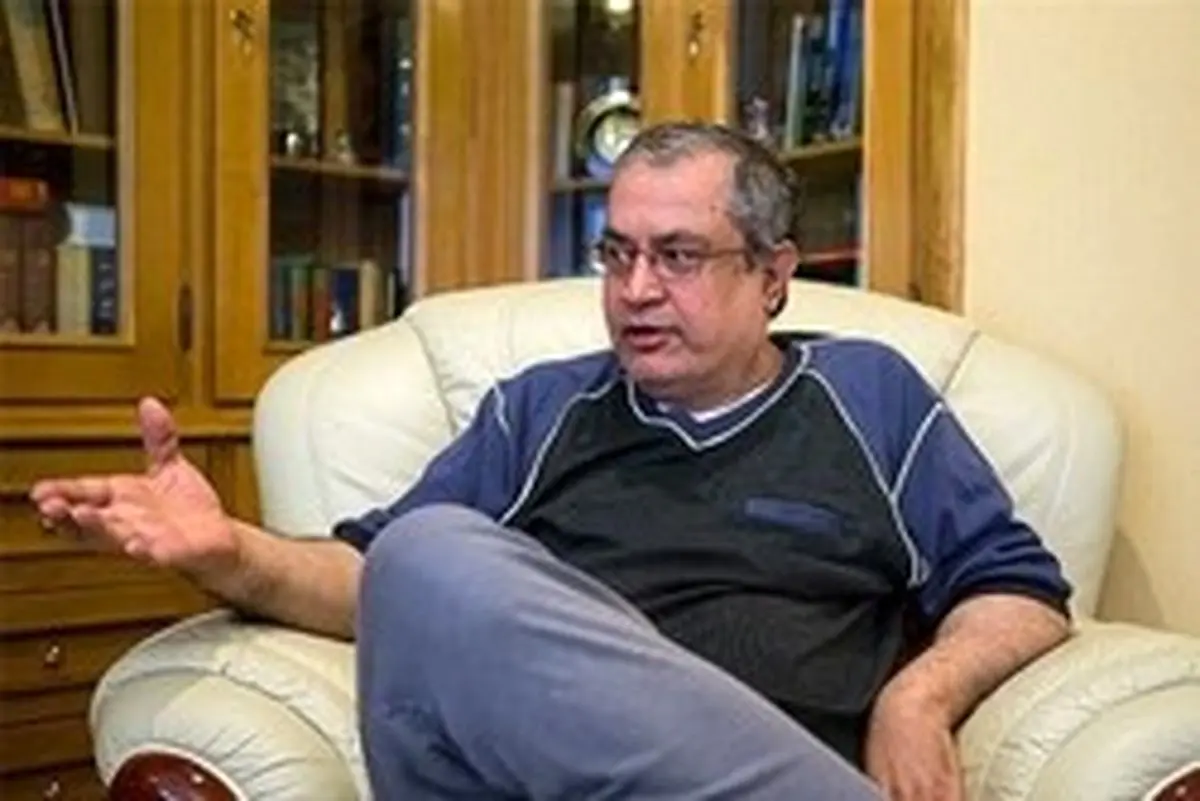 درخواست حجاریان از روحانی: تا پیش از انتخابات کارنامه‌ات را عرضه کن