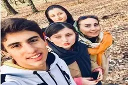 سلفی سارا و نیکای پایتخت با ژست خاص