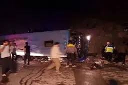 تصویری دردناک از واژگونی اتوبوس در محور سوادکوه