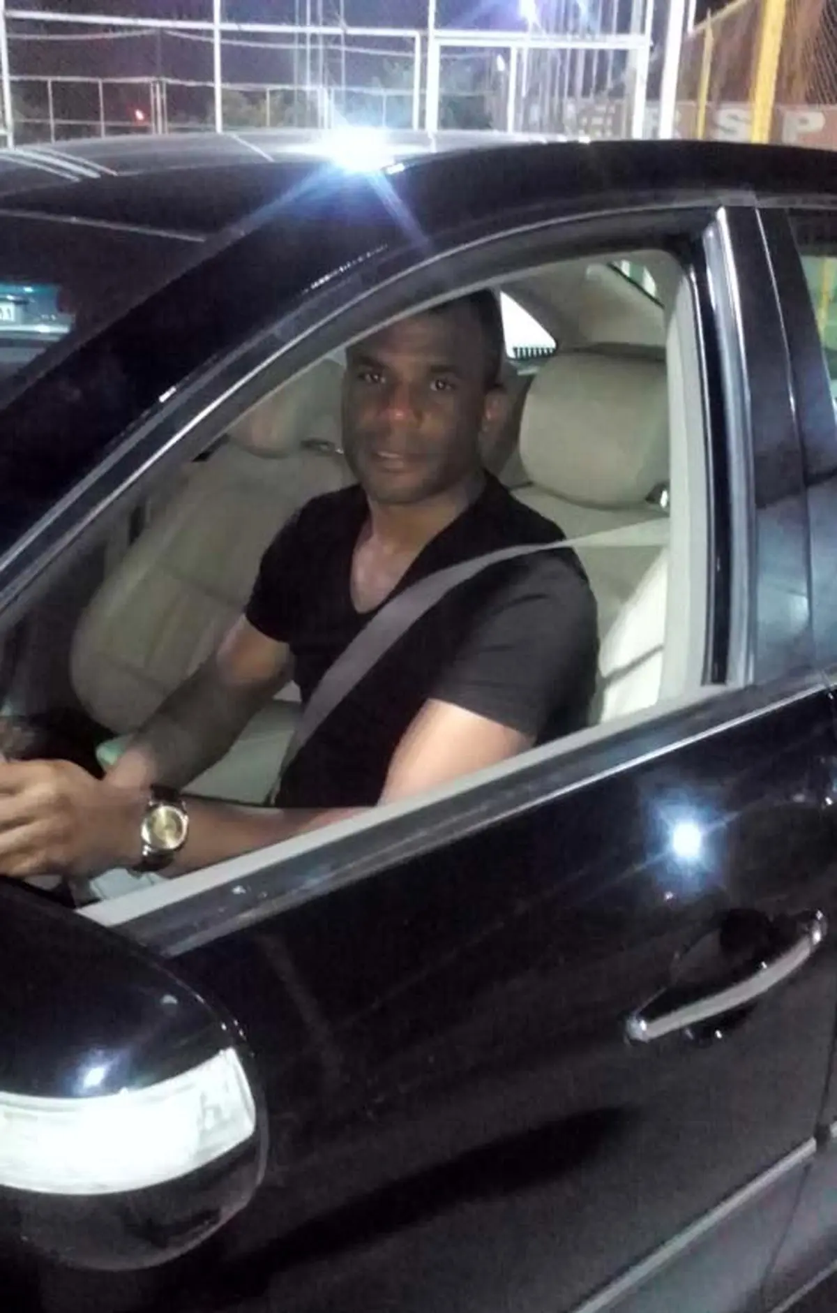 نيلسون رانندگي در تهران را ياد گرفت (عکس)