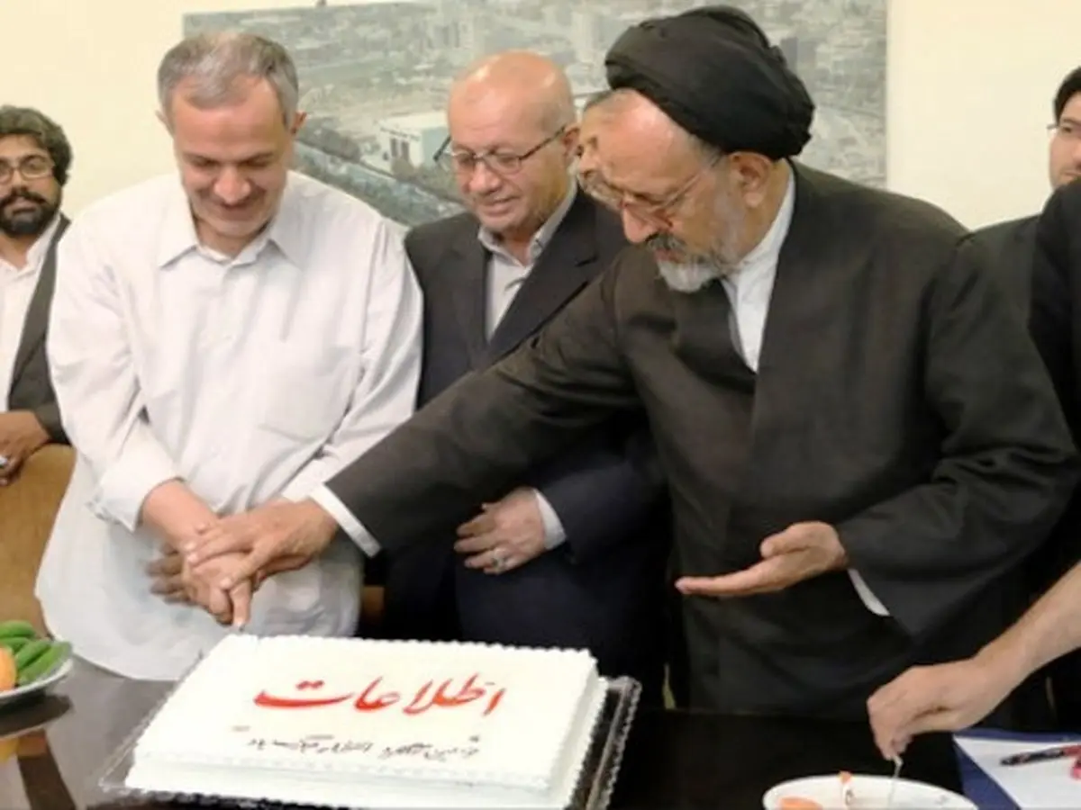 کیکی که سیدمحمود دعایی و احمد مسجدجامعی با هم بریدند!