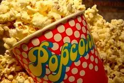 ۱۱ غذای سرطان زایی که هر روز مصرف می‌کنید!