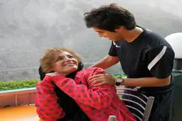 عکس / خسرو حیدری در کنار همسرش و تبریک روز زن