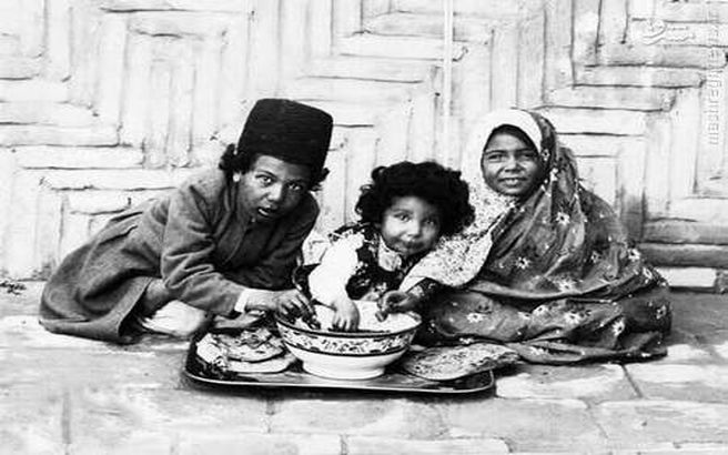 آبگوشت‌خوری حاکم اصفهان/عکس