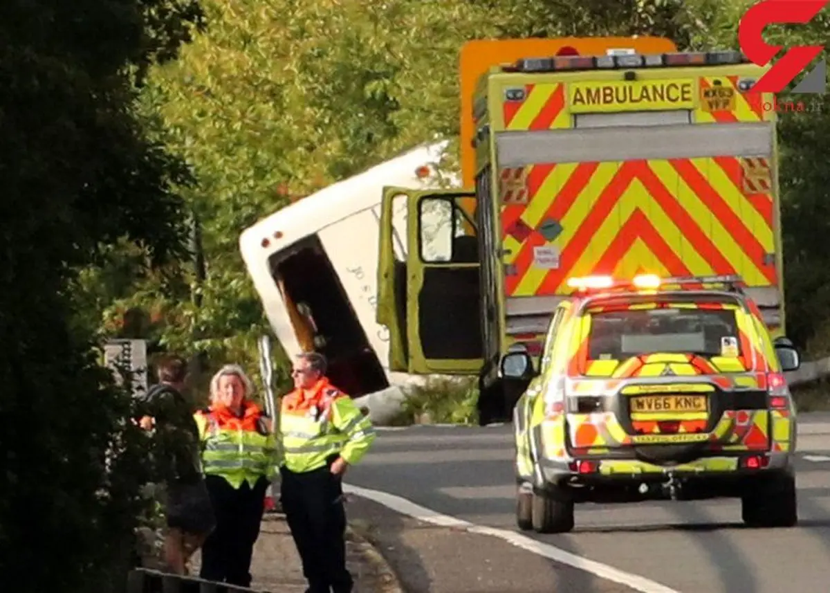 زایمان عجیب  زن مسافر اتوبوس کنار بزرگراه ! + عکس