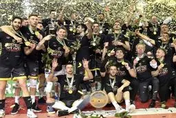 قهرمانی اسکرا در لیگ لهستان با درخشش ستاره ایرانی + عکس