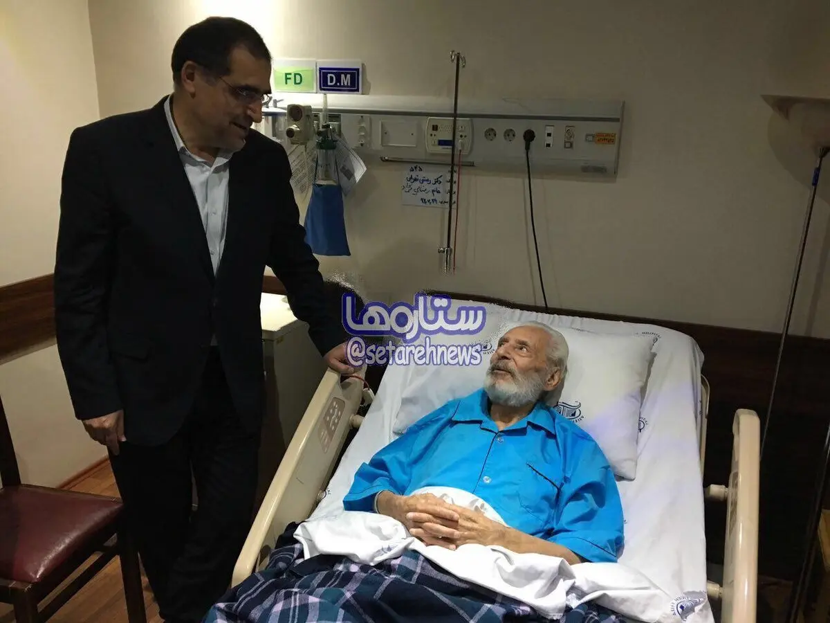 عیادت وزیر بهداشت از جمشید مشایخی/عکس