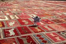 قدیمی‌ترین نمونهٔ قالی جهان که تاکنون یافته شده/ عکس
