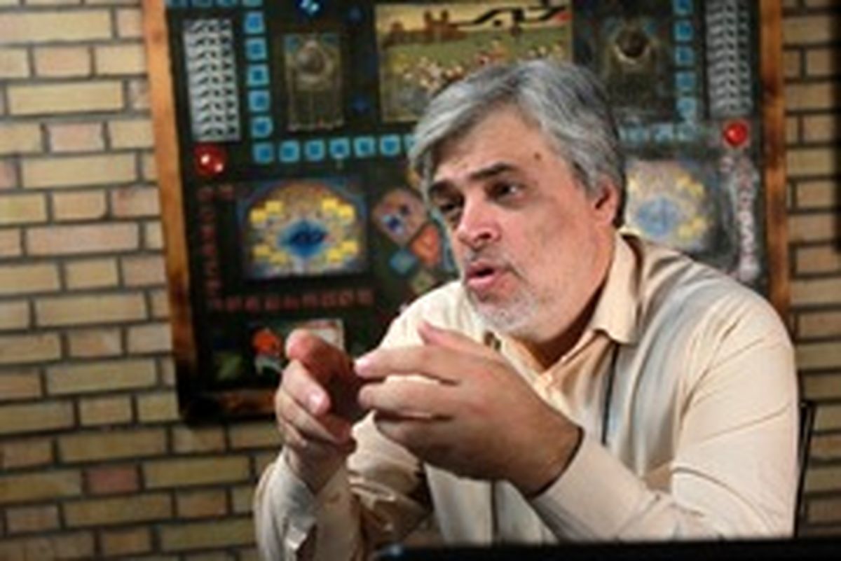 محمد مهاجری: اصلاح‌طلبان لیست می‌دهند و شکست می‌خورند/پایداری راه چانه‌زنی را یاد گرفته است
