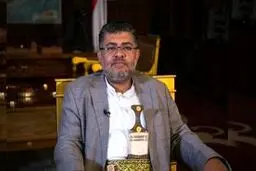 الحوثی: نخست‌وزیر انگلیس مسئول  غرق شدن کشتی رو بی‌مار است